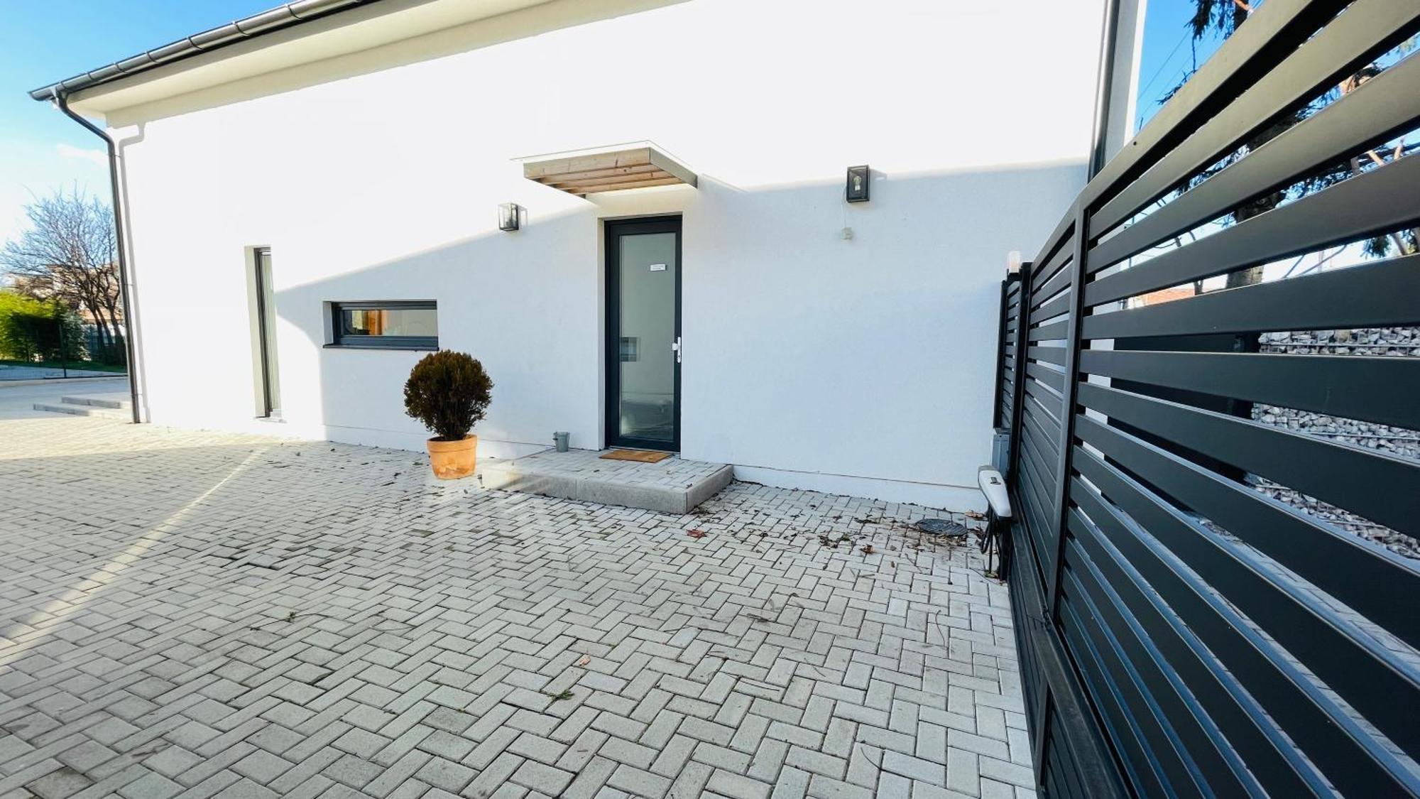 House Flow, 3 Room, Free 2 Parking Pozsony Kültér fotó